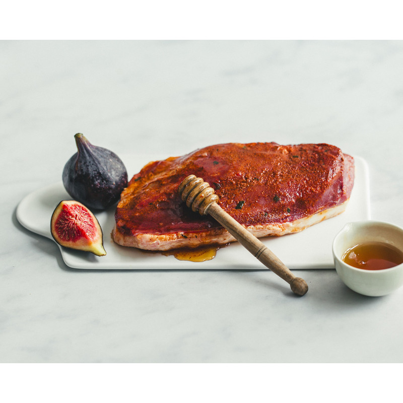 Magret de canard cru aux figues et miel